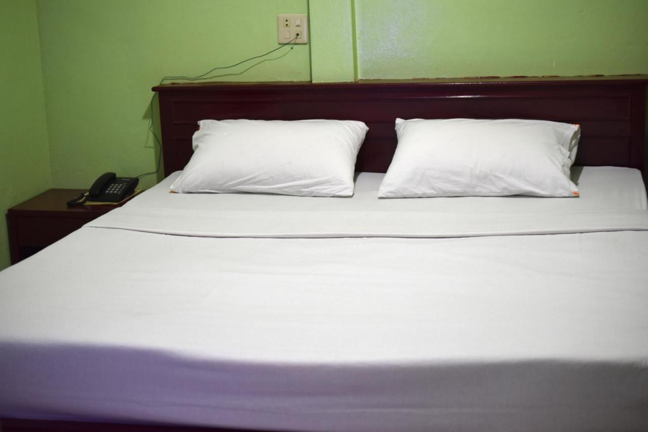 Woodlands Inn Hotel Bangkok Exteriér fotografie